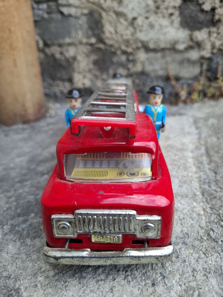 Casque pompier camion pompier 25 Ser�mange-Erzange (57)