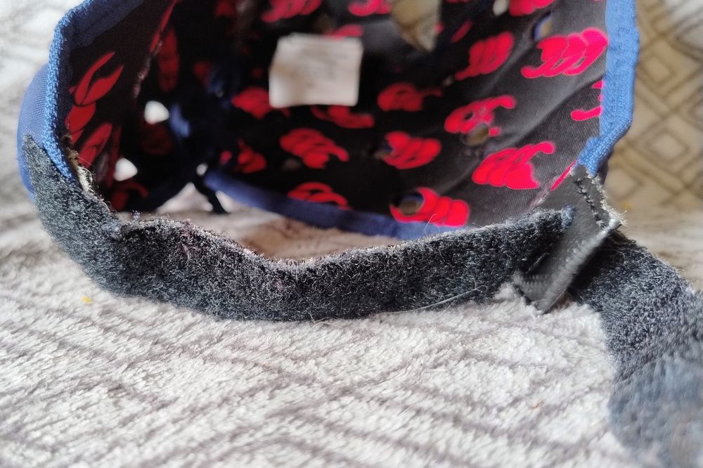 Casque rugby Canterbury bleu avec logo rouge � l'int�rieur 25 Besse-et-Saint-Anastaise (63)