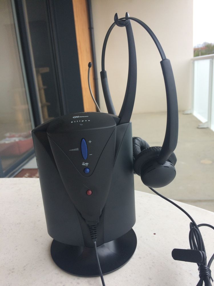 2 casques t�l�phonique pour t�l�travail sans fil avec embase 0 Le Mesnil-Esnard (76)