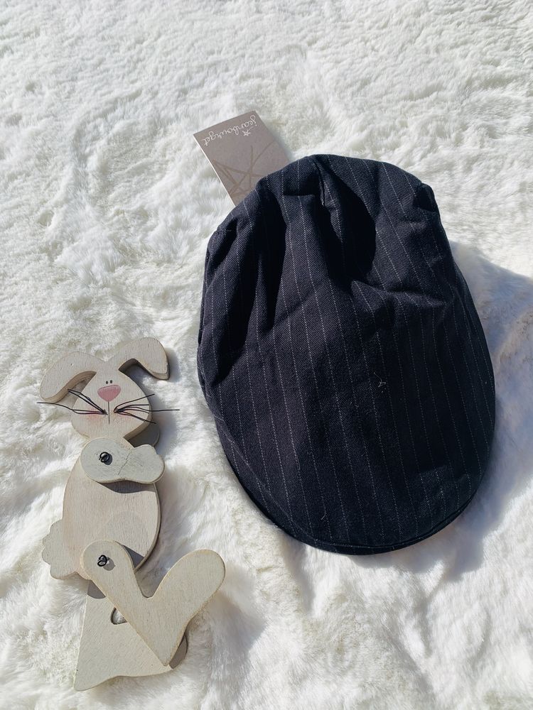 Casquette Jean Bourget 
taille 49 cm
Neuve avec �tiquette 16 Plum�liau (56)