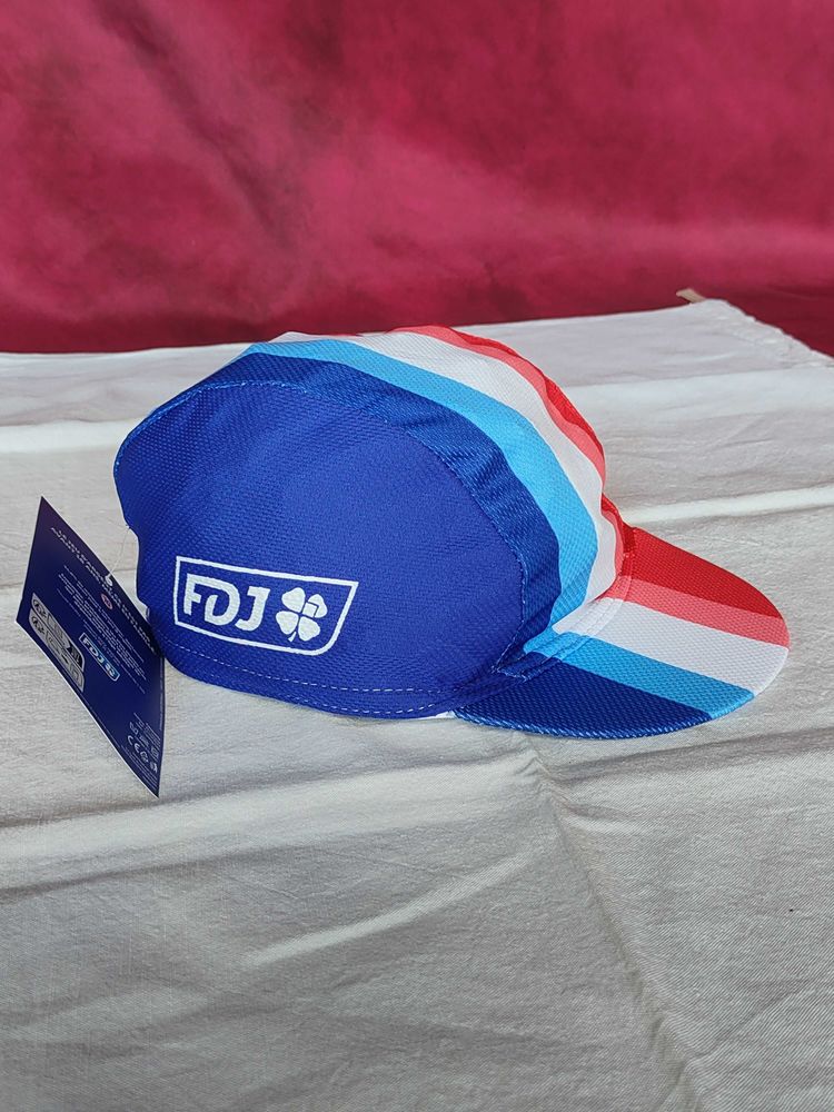 Casquette neuve avec �tiquette FDJ bleu blanc rouge 3 Avermes (03)