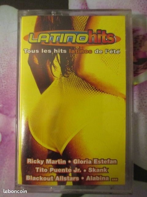 Cassette audio Latino Hits 3 H�rouville-Saint-Clair (14)