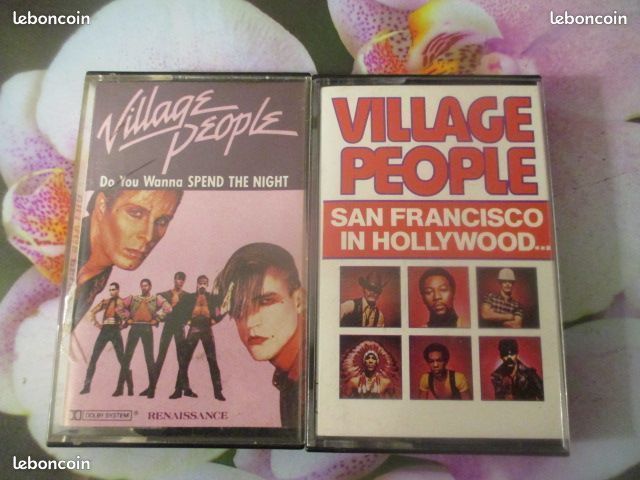 Cassette audio st�r�o Village People 0 H�rouville-Saint-Clair (14)