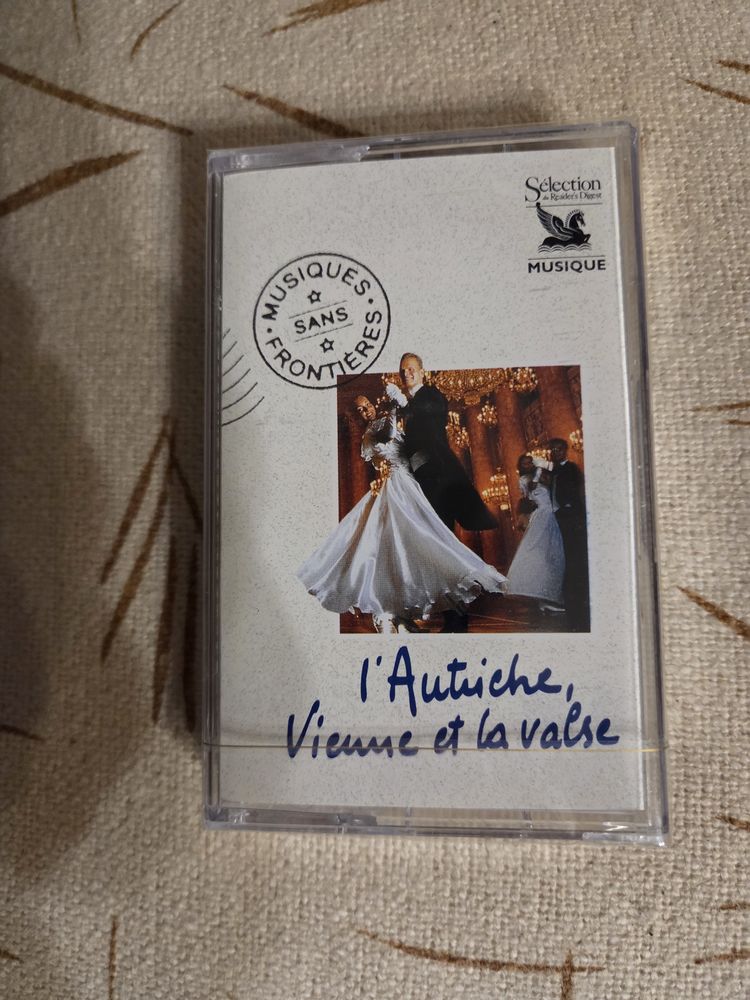 CASSETTE L'AUTRICHE VIENNE et la VALSE 12 Aix-en-Provence (13)