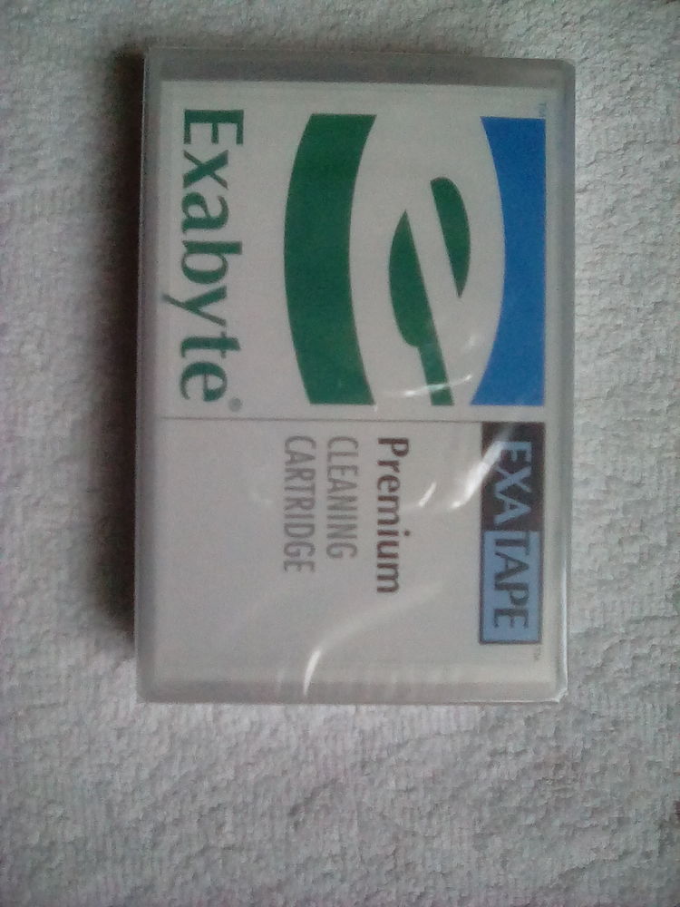 Cassette de nettoyage 8mm 40 Montigny-le-Bretonneux (78)