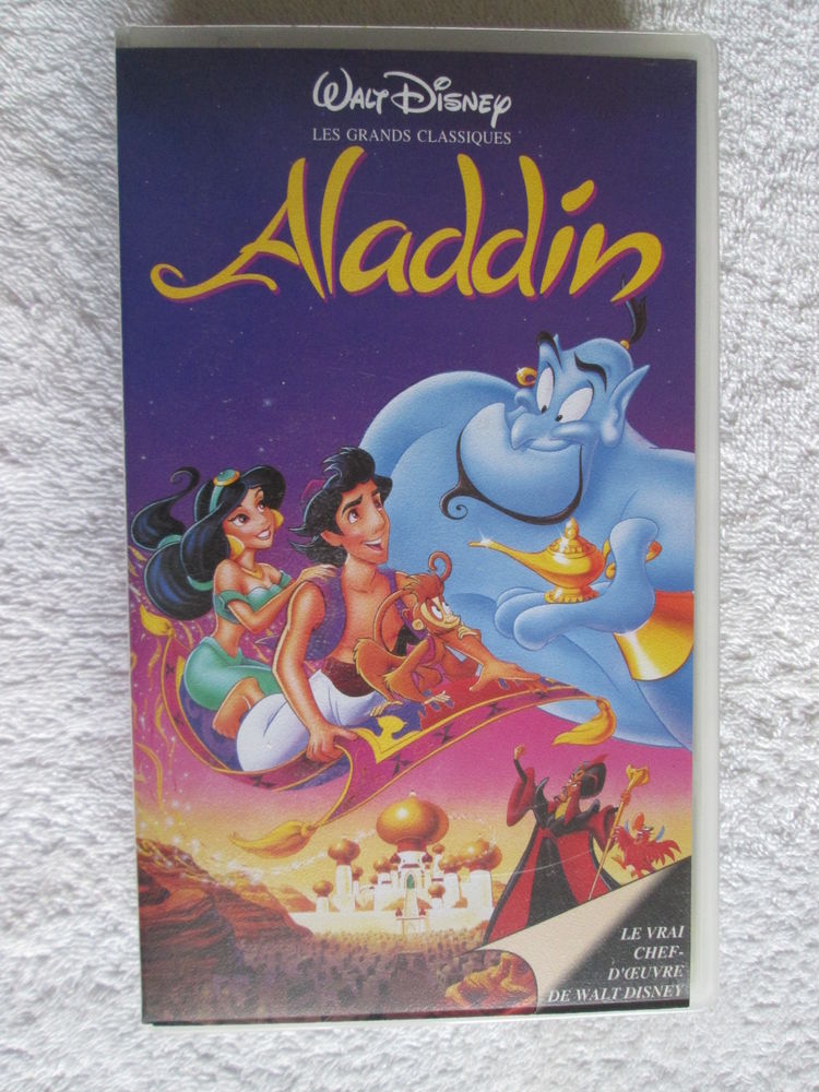 Cassette video aladdin - vhs - 8 Chauriat (63)