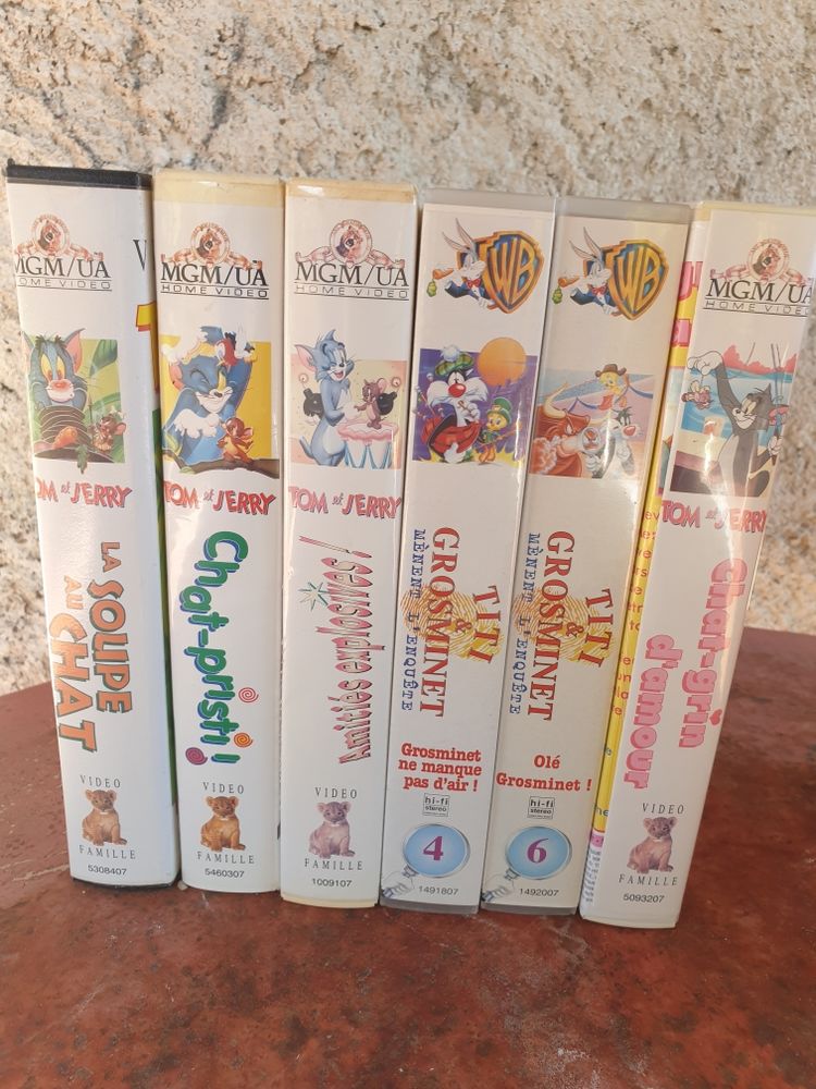 Cassettes VHS Dessins Anim�s Tom et Jerry   Titi et Grosminet    deux Films 30 Esp�re (46)