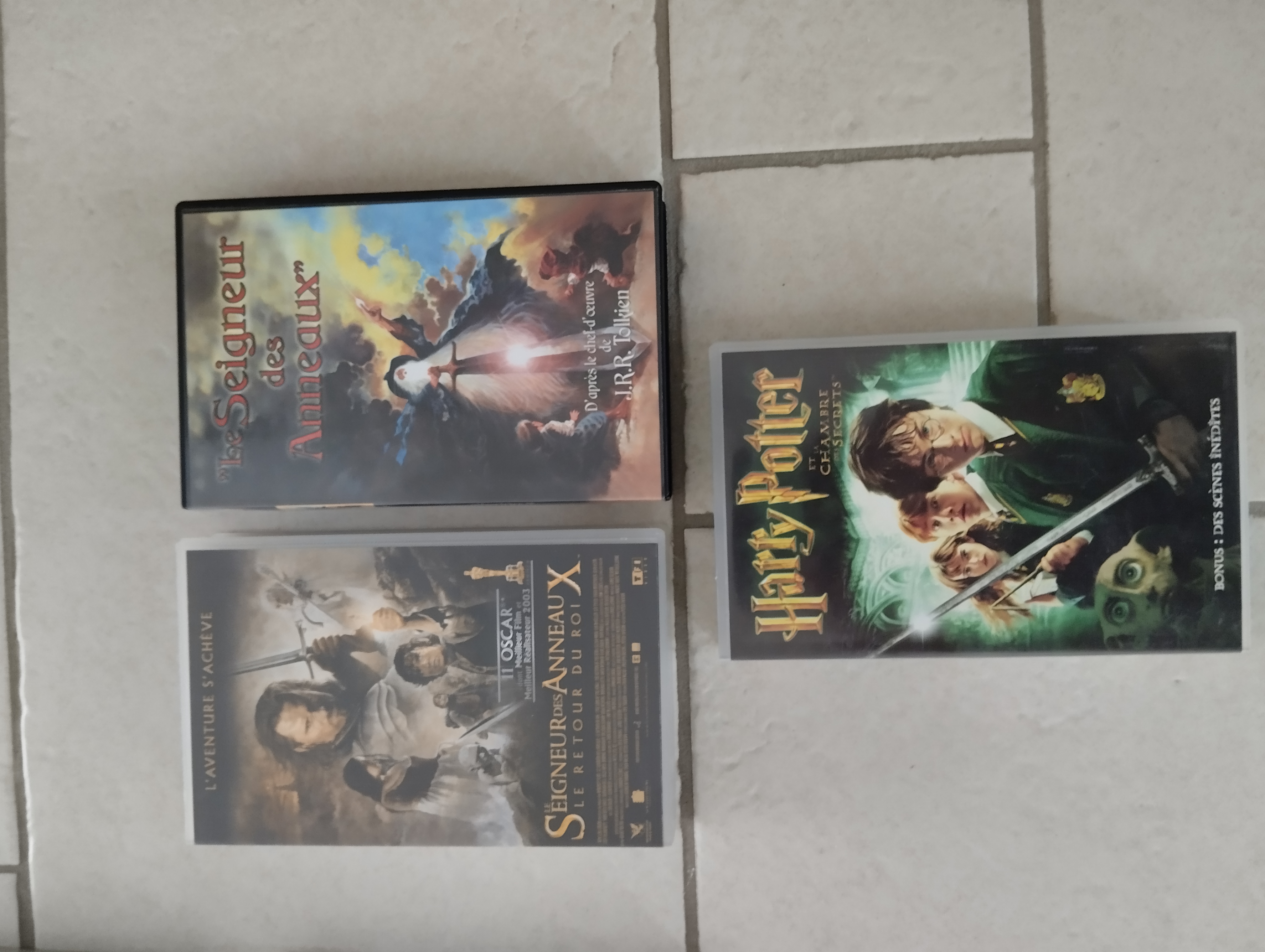 cassettes dessins anim�s 0 Savign�-sur-Lathan (37)