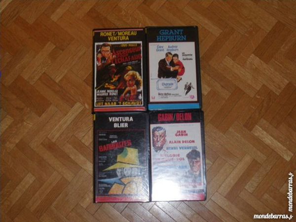 Lot de 4 cassettes espionnage et policier (48) 4 Tours (37)