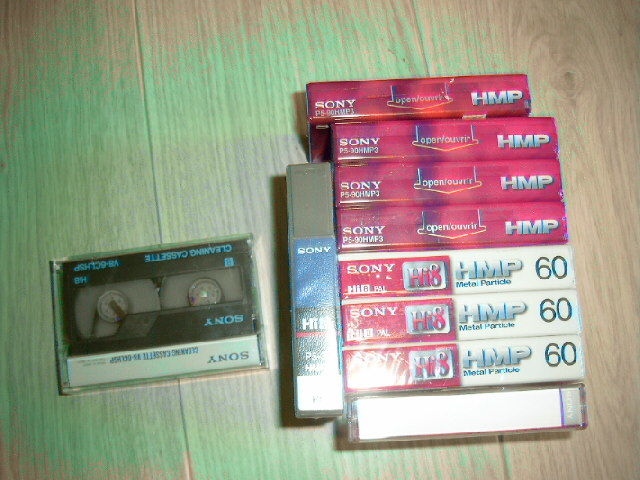 Cassettes HI8  henri59 1 La Chapelle-d'Armentières (59)
