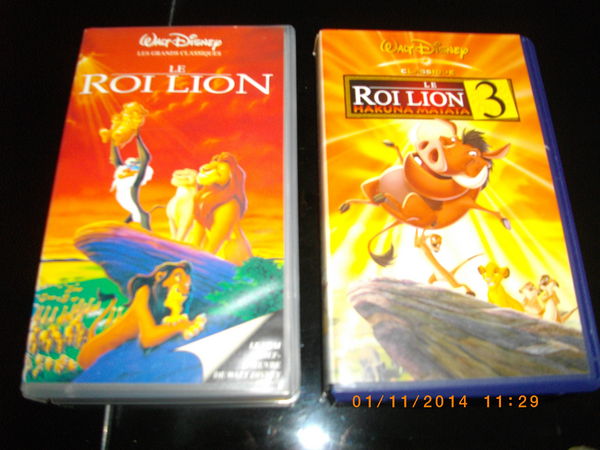 2 CASSETTES VIDEO DU :  ROI LION   N� 1 ET 3 10 Perros-Guirec (22)