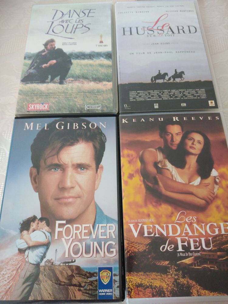 cassettes video 1 Aouste-sur-Sye (26)