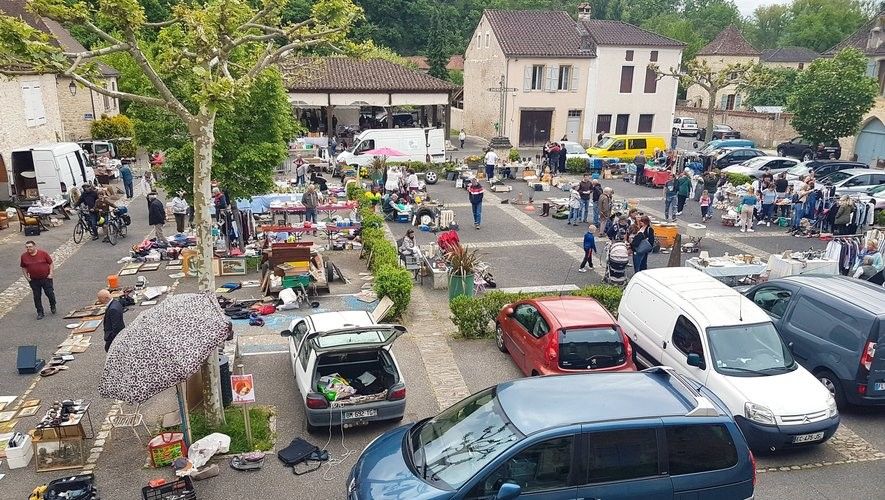 Castelfranc, 46140 - Vide Grenier - 8 May 0 Castelfranc (46)