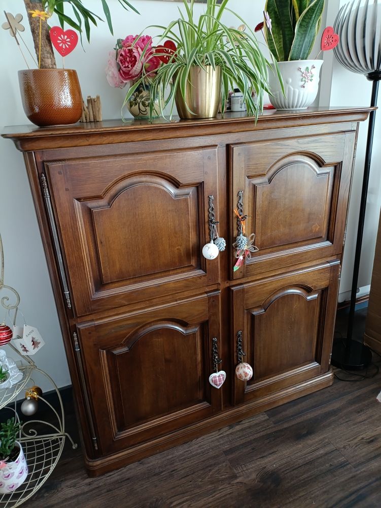 Cause d�c�s un Buffet bas en bois en tr�s bon �tat 90 Seynod (74)