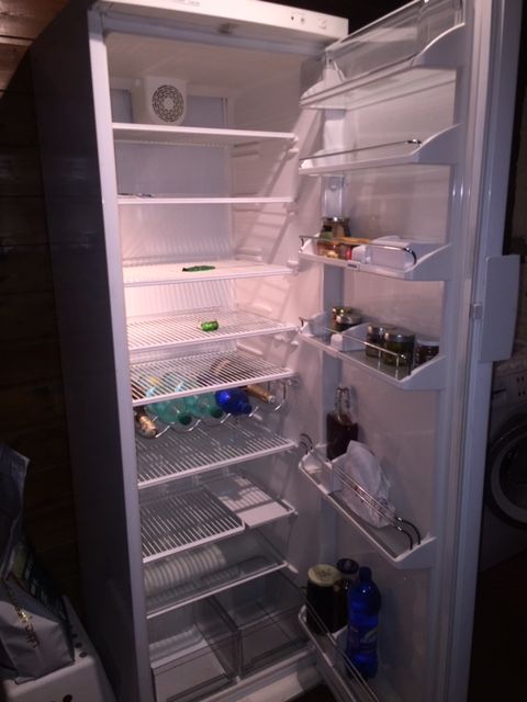 Cause d�m�nagement, Frigo 200 Veigy-Foncenex (74)