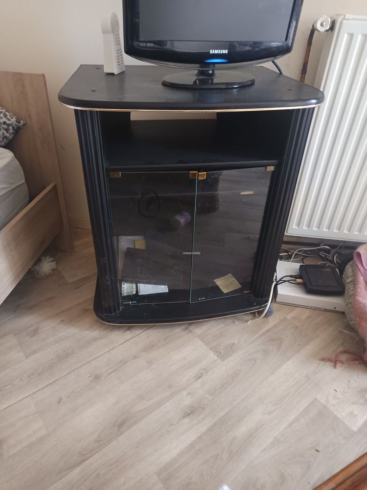 Cause d�m�nagement, meubles vari�s 380 Beauvais (60)