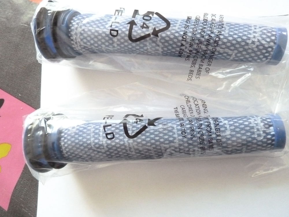cause double emploi deux filtres d'Aspirateurs DYSON V6 neuf 6 Auxerre (89)