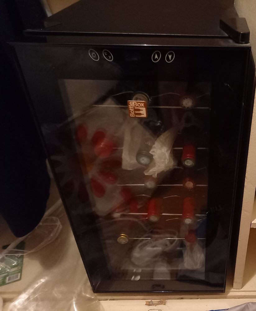 Cave � vin 15/18 bouteilles 39 Paris 6 (75)