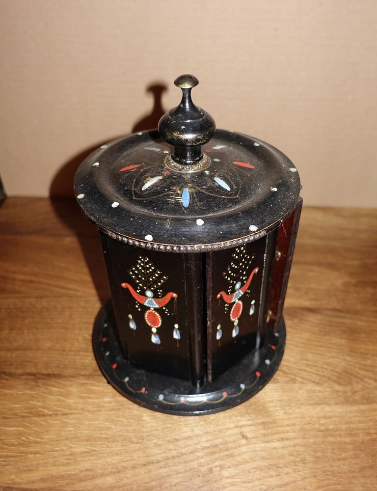 Cave a cigares Napol�on  III 180 Orl�at (63)