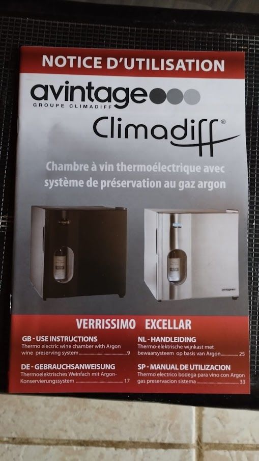 Cave � vin 70 Raveau (58)