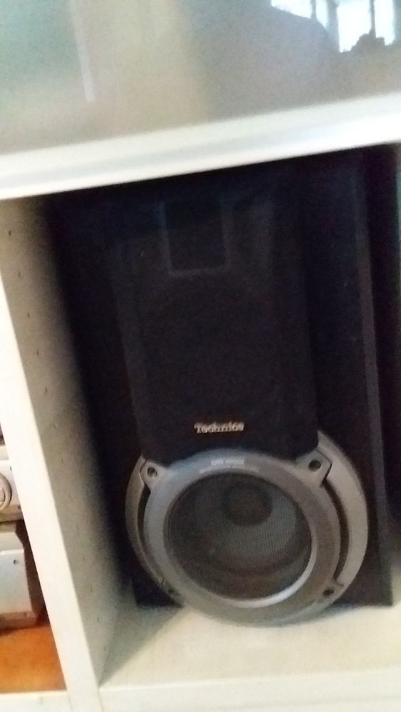 c�de  platine sony PS J10, avec chaine hifi technics 
165 Yssac-la-Tourette (63)