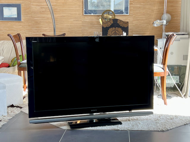 C�de T�l�viseur SONY BRAVIA 52  160 Mont-Saint-Aignan (76)