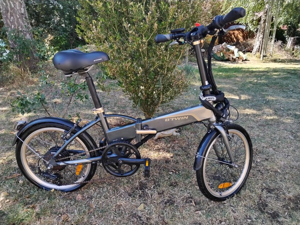 C�de mon VELO ELECTRIQUE BTWIN
Avec PANIER METAL, chargeur, 499 Champigneulles (54)