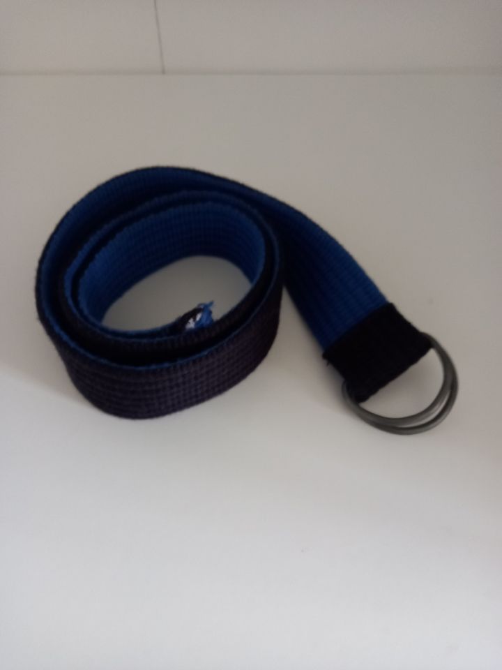 CEINTURE BLEUE ET NOIRE POUR ENFANT 4 Villiers (86)