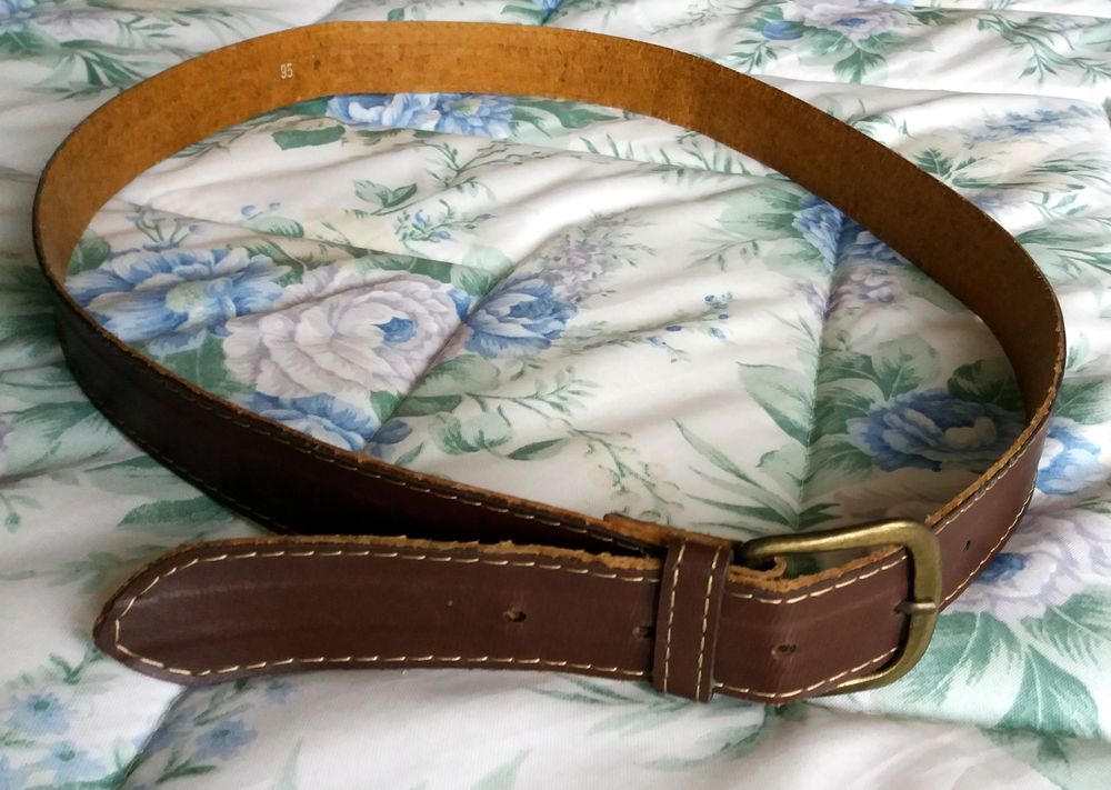 Ceinture en cuir marron 5 Le Plessis-Bouchard (95)
