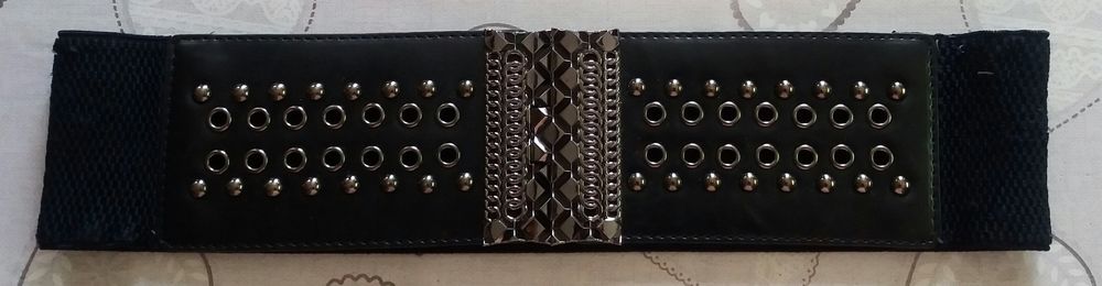 ceinture mode large noire �lastiqu�e L 74 cm et + 3 Domart-en-Ponthieu (80)