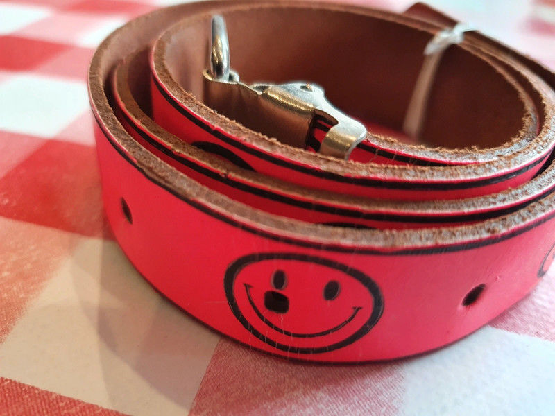 ceinture smiley - rose fluo 1 Aubvillers (80)