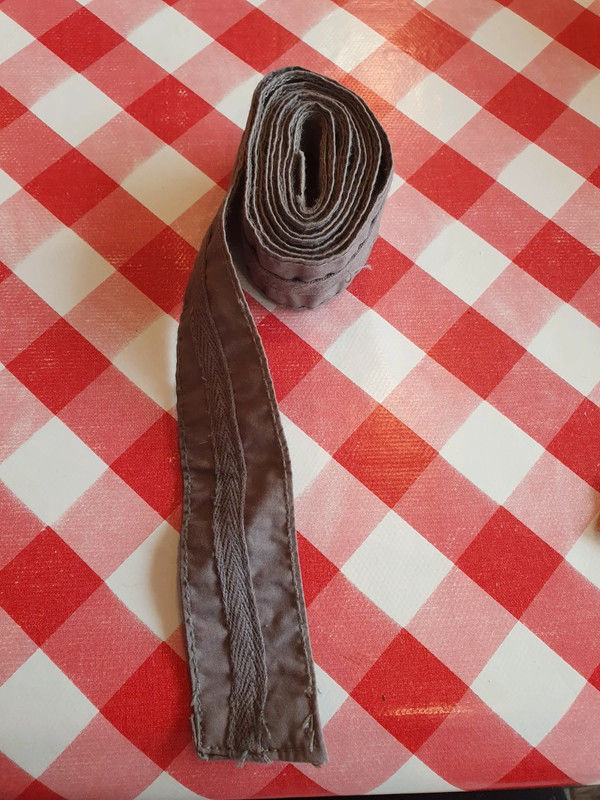 Ceinture en tissu - gris 1 Aubvillers (80)