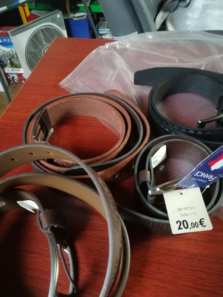 Lot de 3 ceintures 15 Pantin (93)