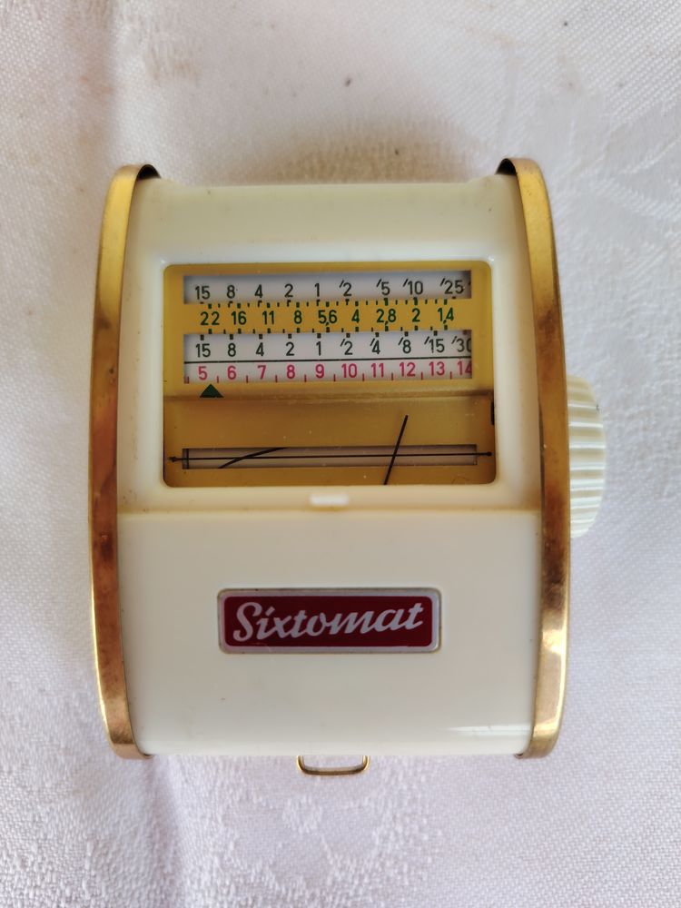 Cellule photo�lectrique GOSSEN
50 Salon-de-Provence (13)