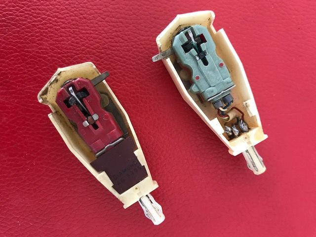 Cellule Porte Cellule Electrophone Philips 15 Nice (06)