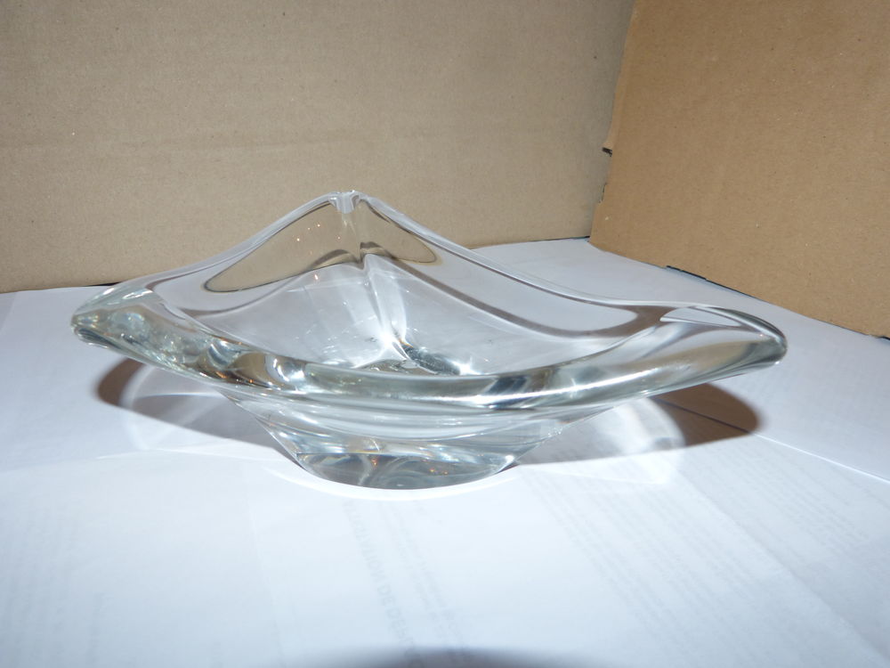 CENDRIER DAUM 10 Brest (29)