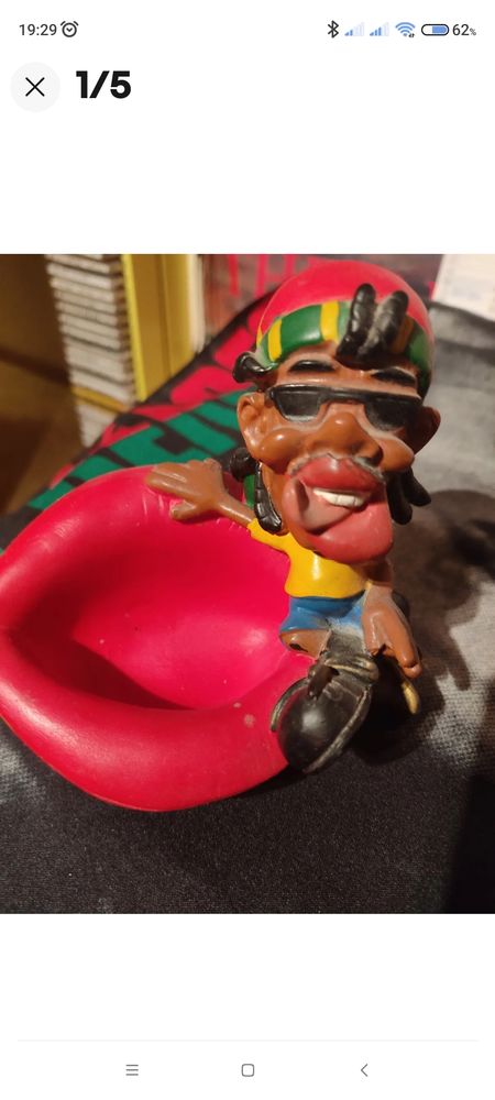 Cendrier Fantaisie Rasta. 12 La Seyne-sur-Mer (83)