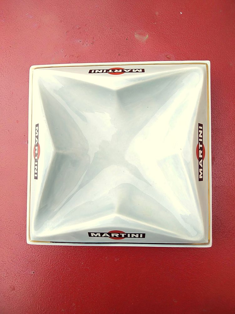 CENDRIER MARTINI 25 Ambar�s-et-Lagrave (33)