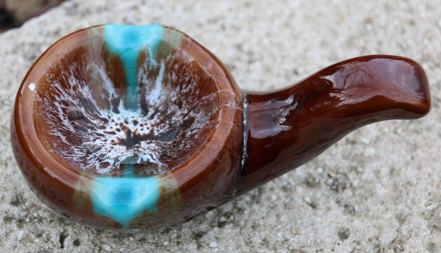 Cendrier en porcelaine 1 Bruz (35)