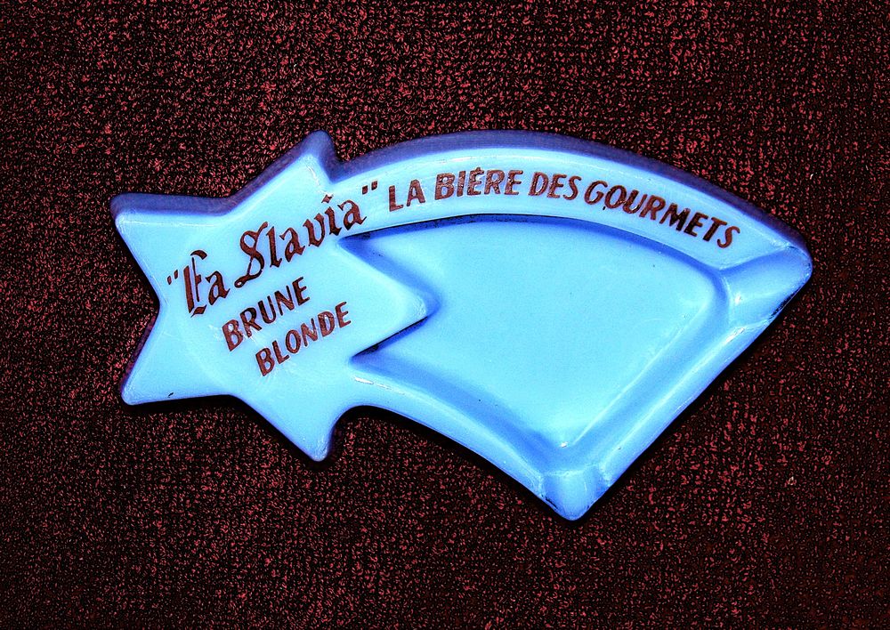 Cendrier publicitaire des ann�es 60 Brasserie biere SLAVIA la biere des gourmets 20 Petite Synthe (59)