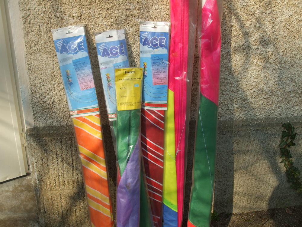 Lot de 9 cerf volants �tat neuf 80 Bruz (35)