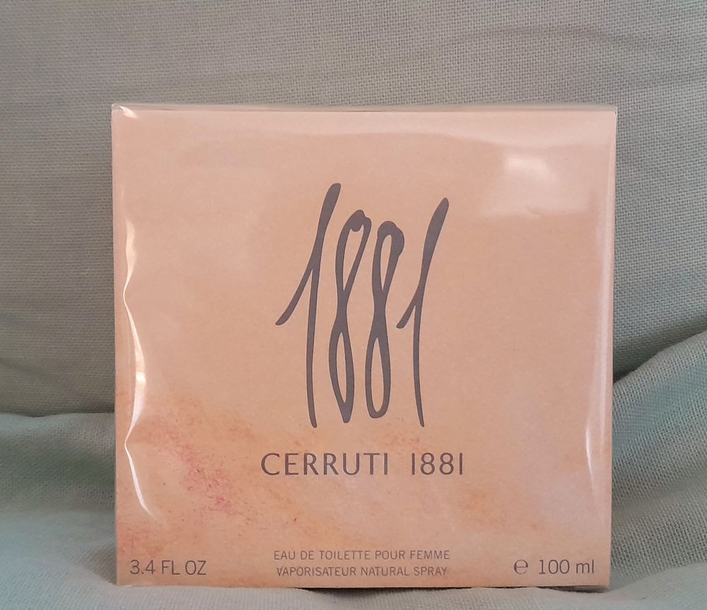 Cerruti 1881 60 Saint-Denis (97)