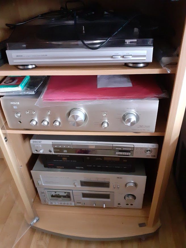 chaine hifi avec meuble 230 Tournon-sur-Rh�ne (07)