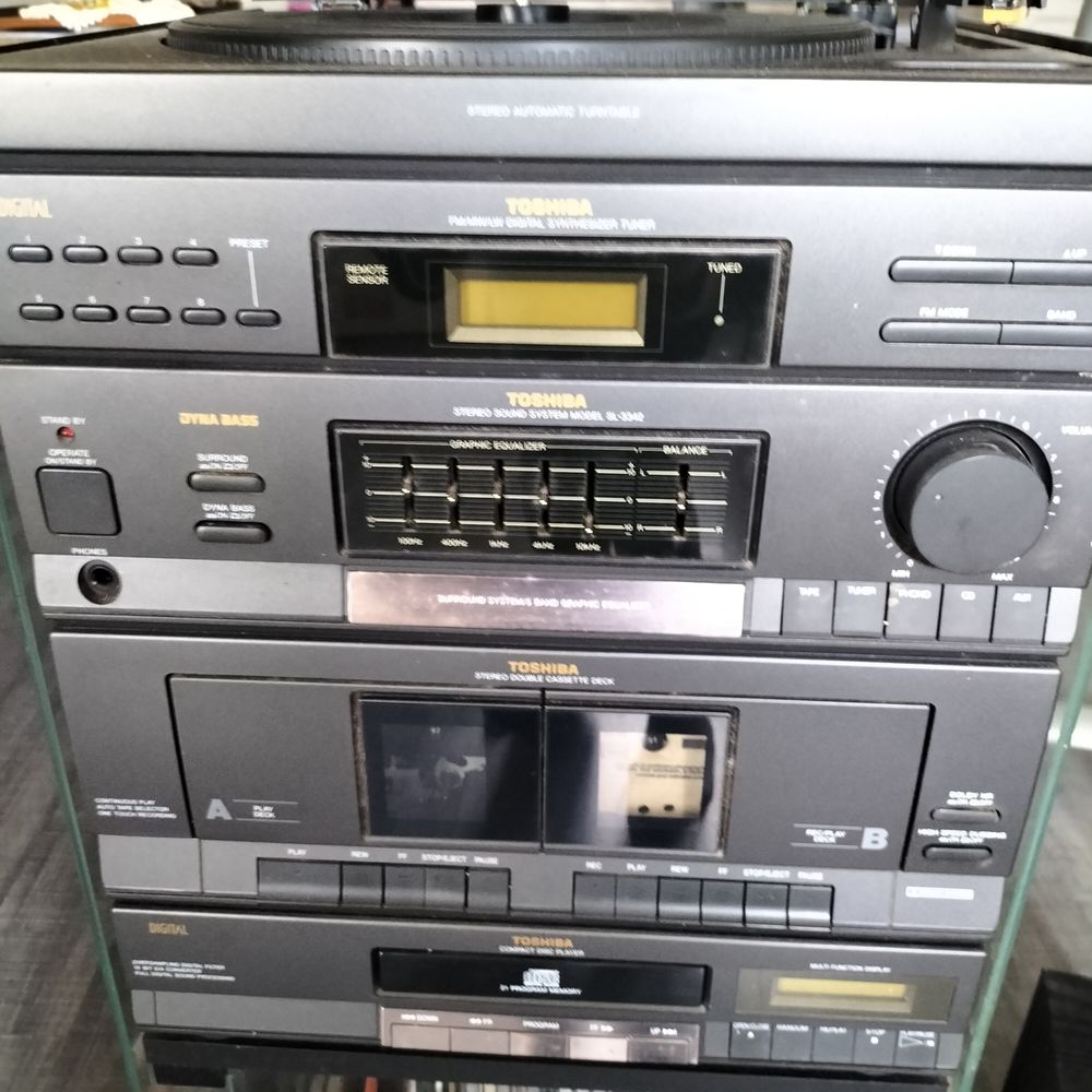 Chaine hifi 60 Artigueloutan (64)