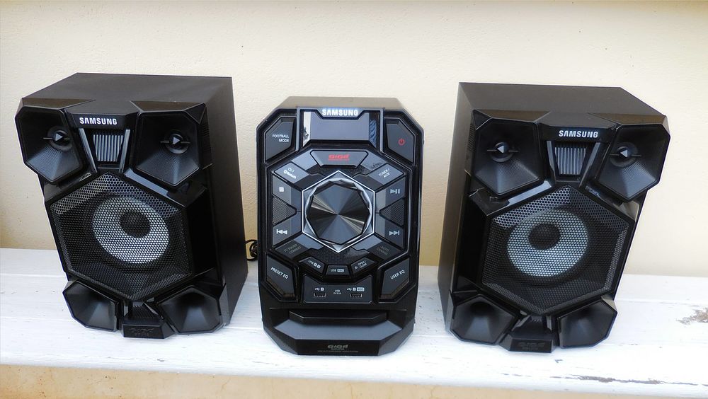 CHAINE  HIFI 125 Brin-sur-Seille (54)