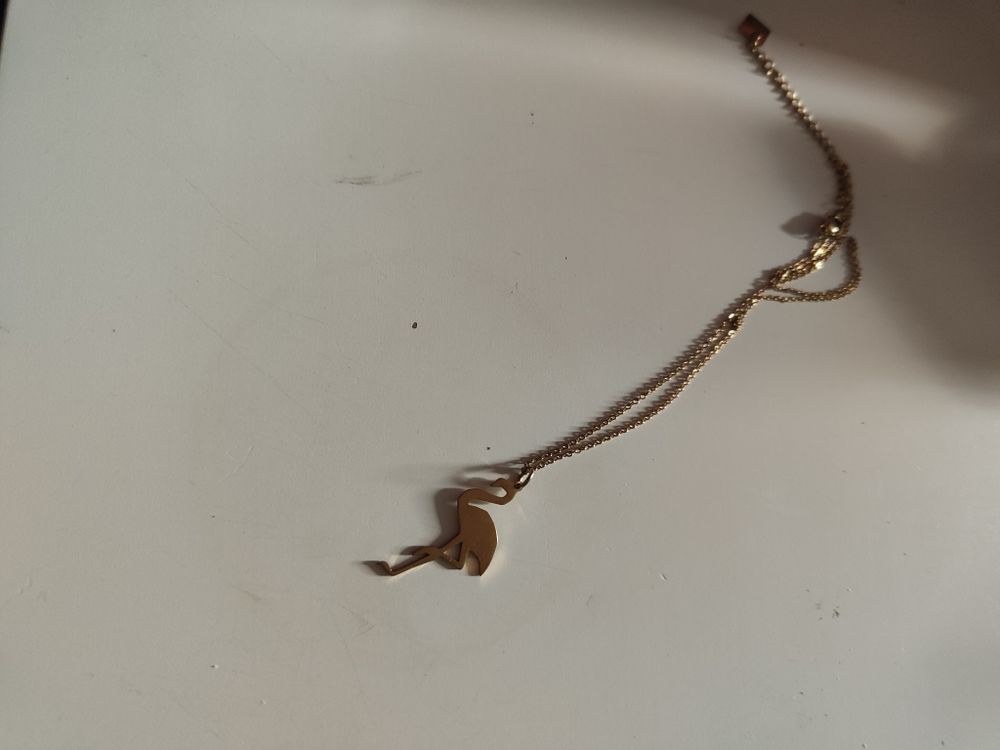 Cha�ne Pendentif Cygne Zag Bijoux 15 Saint-Brice-sous-For�t (95)