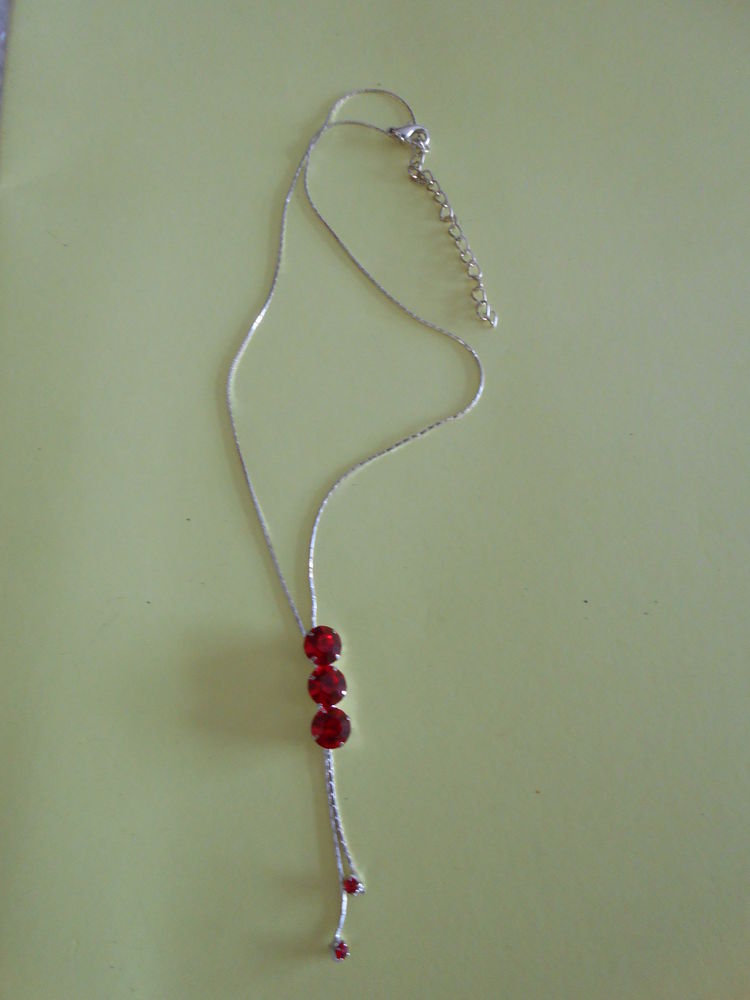 CHAINE ET SON PENDENTIF 6 Dijon (21)