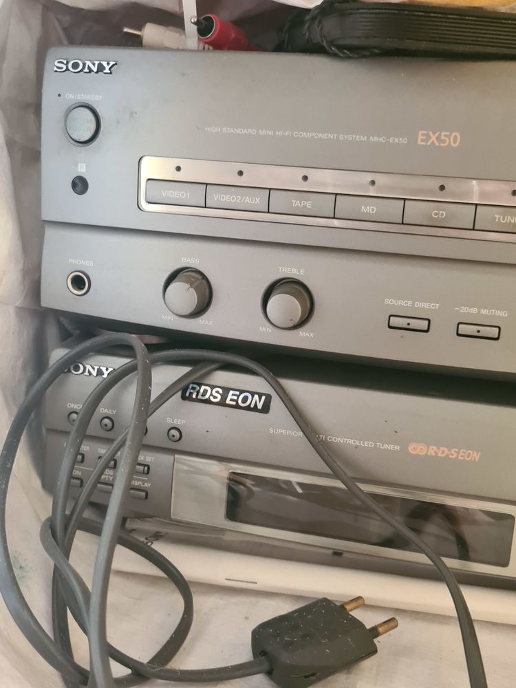 CHAINE ST�R�O 50 Aix-en-Provence (13)