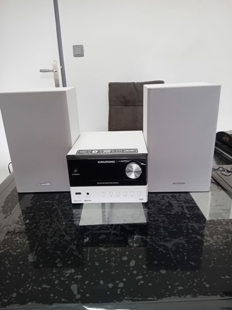 Cha�ne hi fi 25 La Grande-Motte (34)