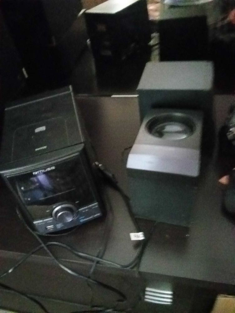 cha�ne Hi-Fi 20 Pont-Saint-Esprit (30)